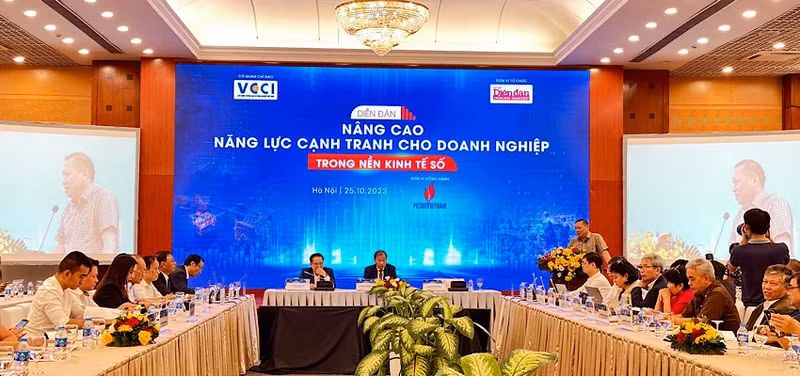 Overview of the Forum on improving the competitiveness of businesses in the digital economy.