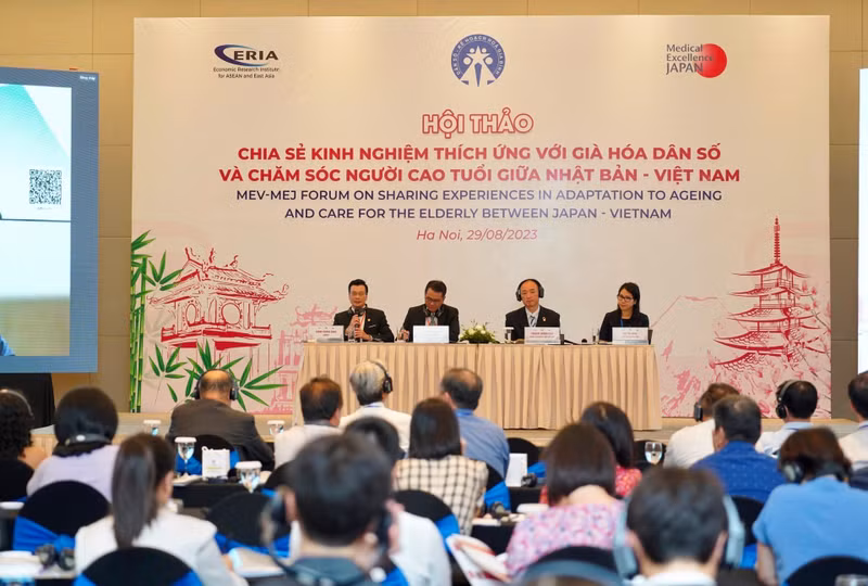 Overview of the conference on August 29.