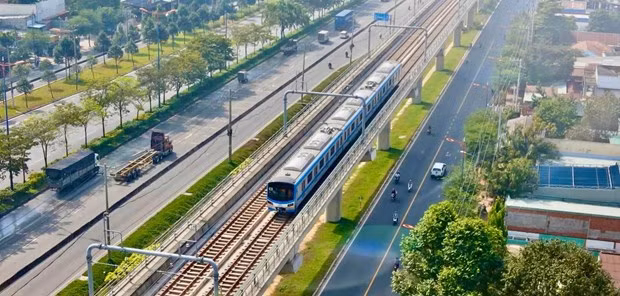 A full-line test run begins on Metro Line 1 (Ben Thanh – Suoi Tien) in Ho Chi Minh City on August 29. (Photo: vietnamnet.vn)