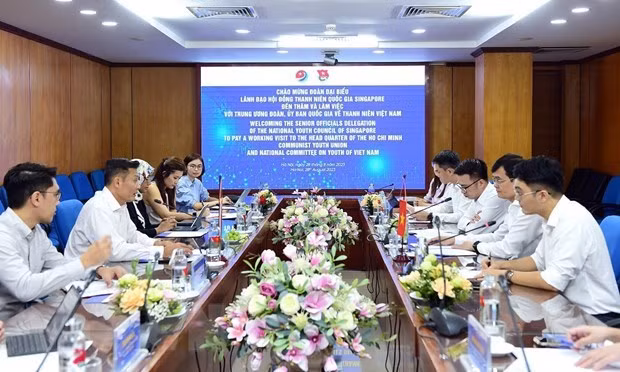An overview of the meeting (Photo: HCMCYU)