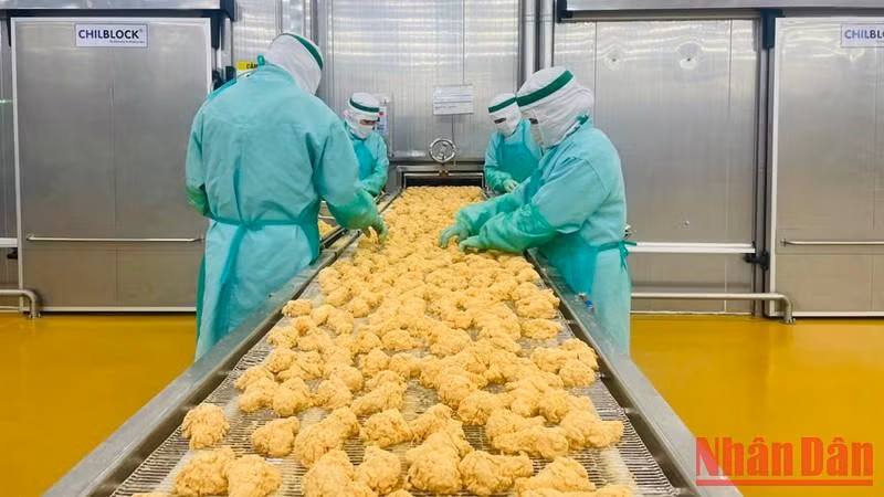The first batch of chicken meat successfully exported to Japan.