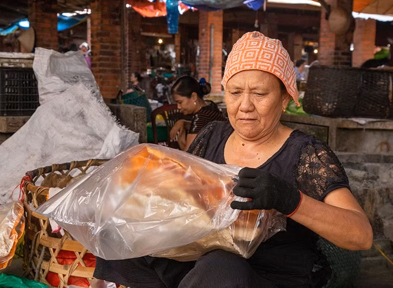 Many OCOP products are made from traditional baking in Khanh Thien commune, Yen Khanh district. (Photo: Tran Hiep)