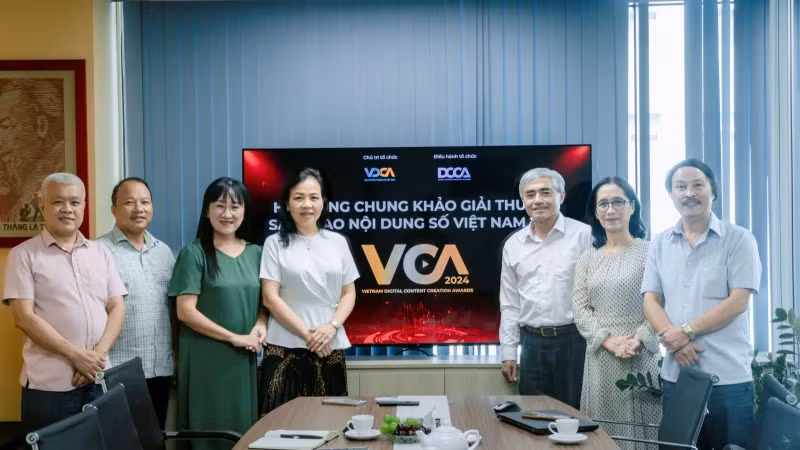 Members of the Jury and Organising Committee of the VCA 2024 at the final round meeting.