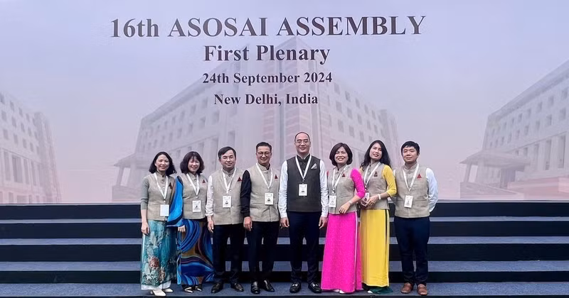 The delegation of the State Audit Office of Vietnam at the 16th ASOSAI Assembly in India (Photo: VNA)