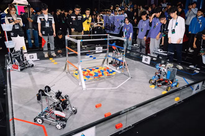 In the FIRST Tech Challenge Vietnam Robot Competion 2024-2025 themed "Into the Deep". (Photo: VNA) In the FIRST Tech Challenge Vietnam Robot Competion 2024-2025 themed "Into the Deep". (Photo: VNA)