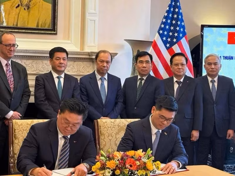 At a MoU signing ceremony between PV Gas and ConocoPhillips, Excelerate Energy (Photo: VNA)