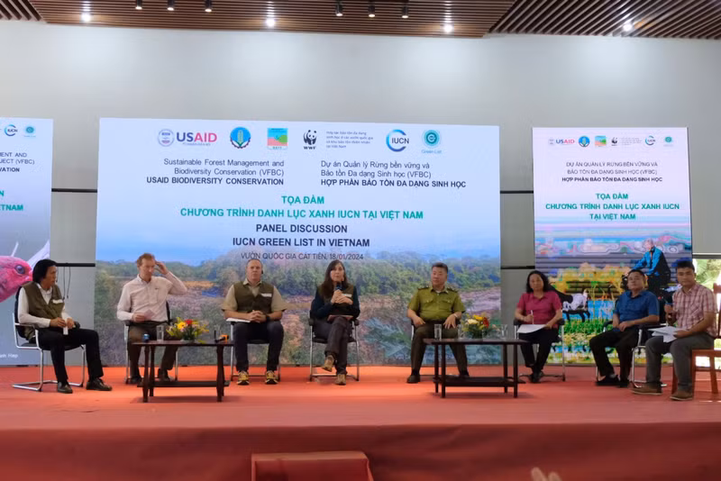 Participants at a panel discussion on the IUCN Green List in Vietnam, which was held at Cat Tien National Park on January 18, 2024 (Photo: tuoitrenews.vn) Participants at a panel discussion on the IUCN Green List in Vietnam, which was held at Cat Tien National Park on January 18, 2024 (Photo: tuoitrenews.vn)