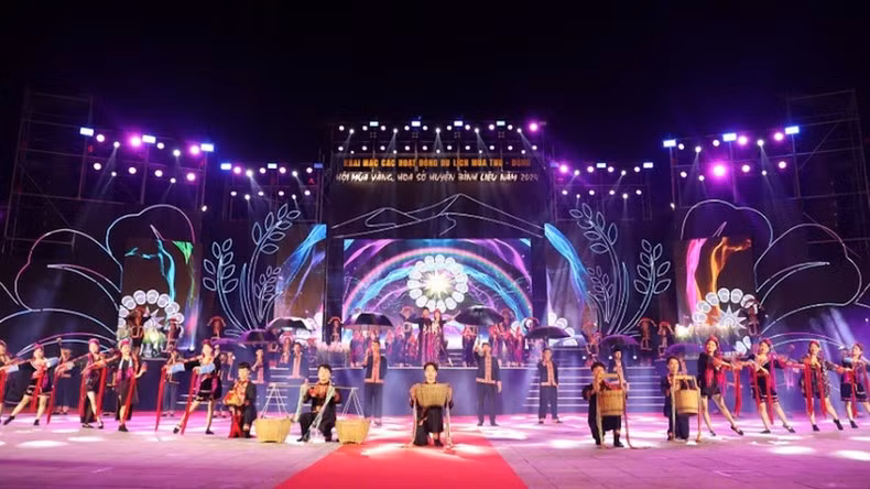 A performance at the opening ceremony 