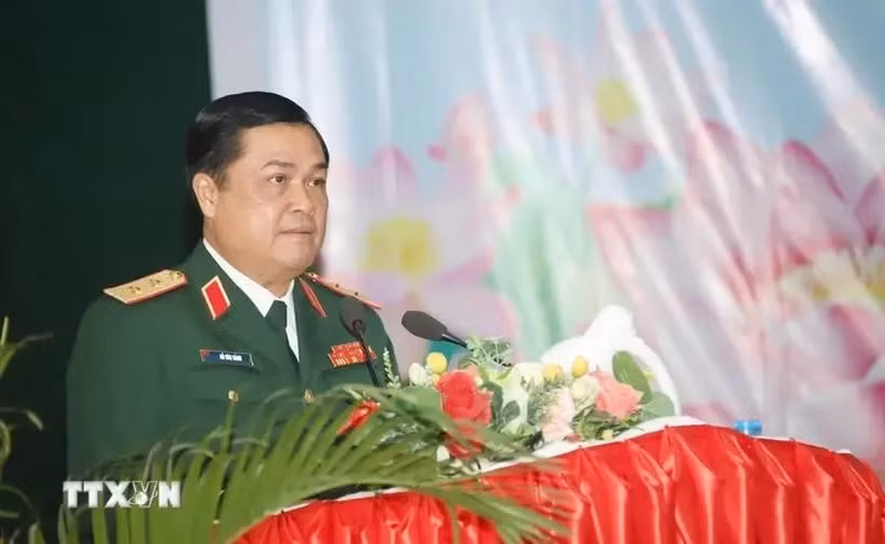 Political Commissar of the Vietnam National Defence Academy Lieut. Gen. Do Van Banh speaking at the event (Photo: VNA)