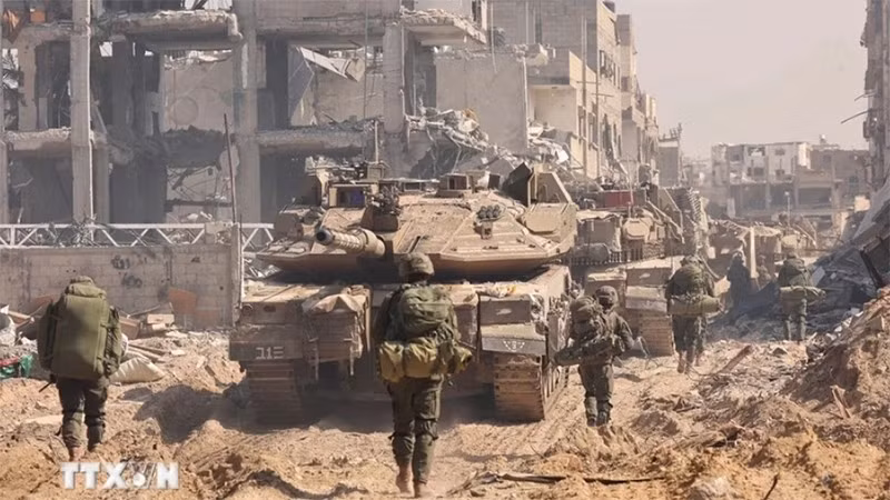 Soldiers from Israel conducting military operations in Khan Yunis, Gaza Strip. (Photo: THX/VNA)