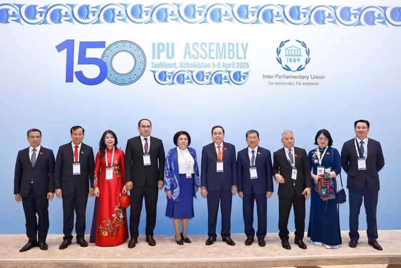 Top legislator of Vietnam attends opening ceremony of IPU-150