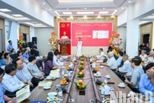 An overview of the launch ceremony. (Photo: THANH DAT)
