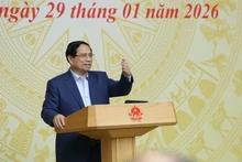 Prime Minister Pham Minh Chinh speaks at the 17th meeting of the Central Council for Emulation and Commendation for the 2021–2026 term (Photo: VNA)