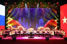 The art programme was held jointly by the Ministry of Public Security of Viet Nam and the Russian Ministry of Civil Defence, Emergencies and Disaster Relief. 