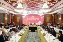 Chairman of the Ha Noi People’s Committee Vu Dai Thang hosts a delegation of distinguished expatriates attending the Homeland Spring 2026 programme on February 6, 2026. (Photo: VNA)