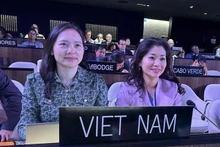 Ambassador Nguyen Thi Van Anh (L), Head of the Permanent Delegation of Viet Nam to UNESCO, and Dr. Nguyen Phuong Hoa, Director of the Department of International Cooperation under the Ministry of Culture, Sports and Tourism, attend the conference. (Photo: VNA)