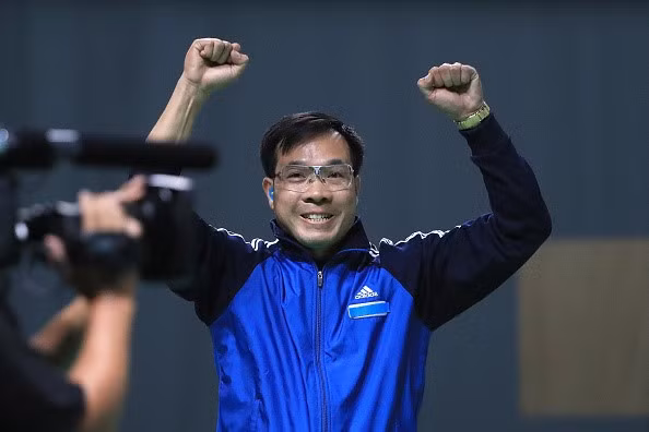 Hoang Xuan Vinh makes history for Vietnam with Olympic gold ảnh 1