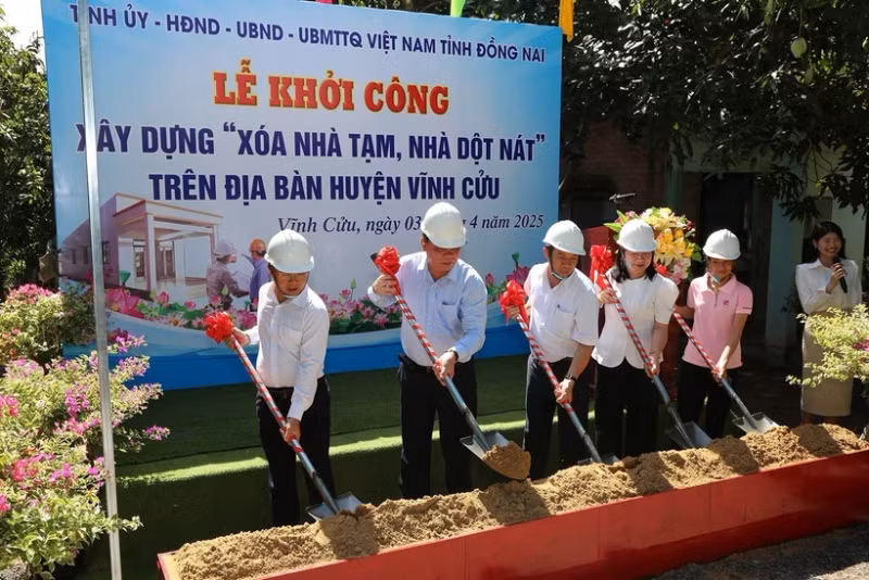Dong Nai breaks ground for housing construction in Vinh Cuu district on April 3. (Photo: VNA)