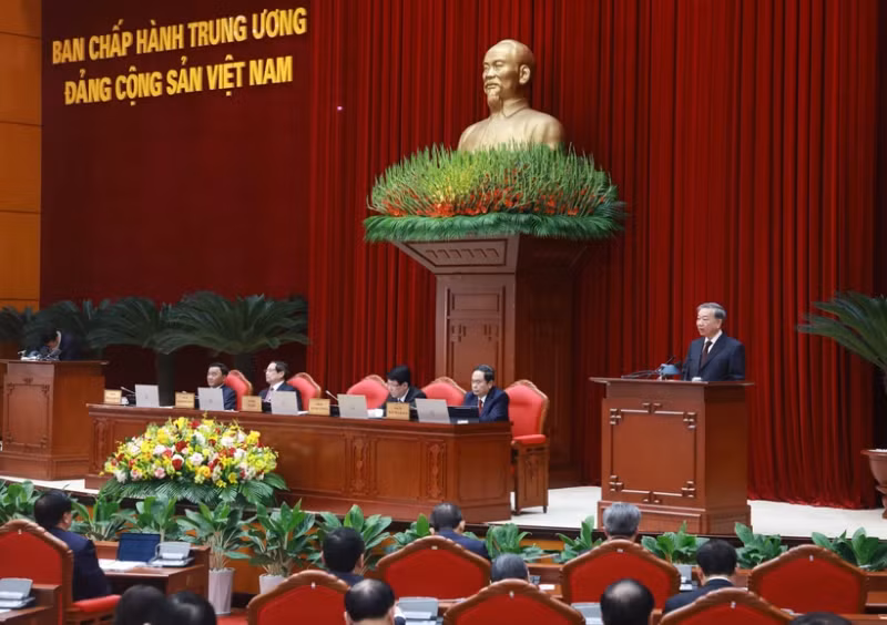 Party General Secretary To Lam addresses the opening of the 13th Party Central Committee's 11th plenum in Hanoi on April 10. (Photo: VNA)