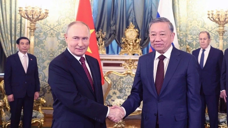 General Secretary To Lam held a meeting with Russian President Vladimir Putin. (Photo: VNA)
