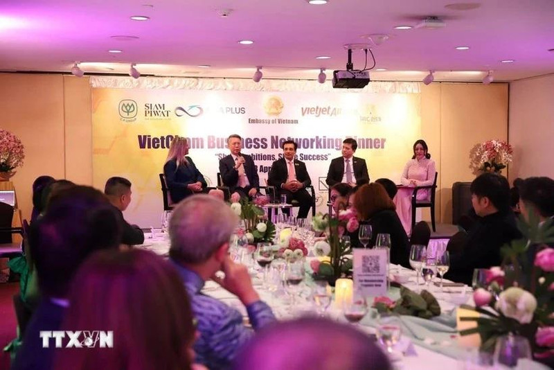 At the business networking event (Photo: VNA)