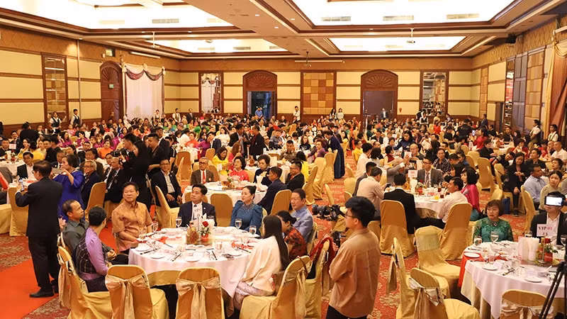 A large number of overseas Vietnamese in Thailand attended the event.