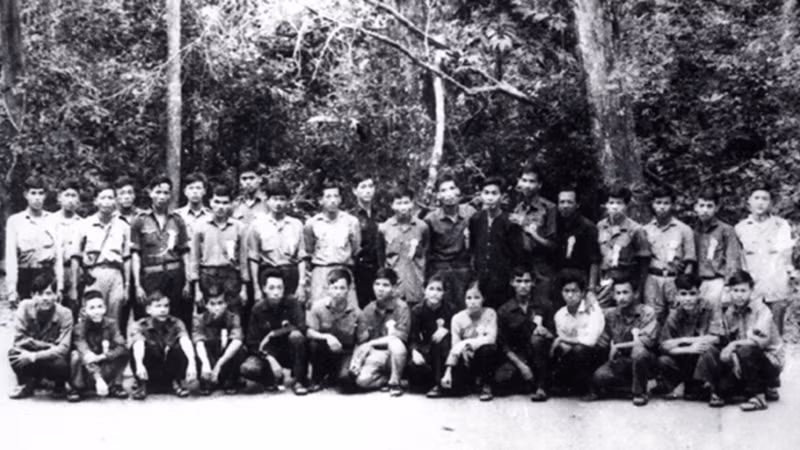 Officers and soldiers of the Central Office for South Vietnam were awarded the title of “Heroic Warrior” for their outstanding achievements in fighting in 1971. (Photo: cand.com.vn)