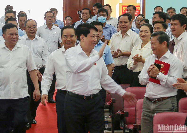 State President Luong Cuong meets with voters in HCM City (Photo: NDO)