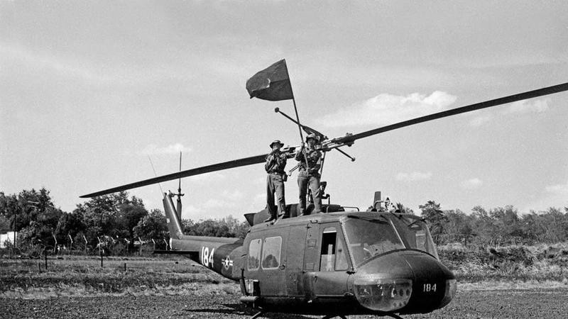 The liberation army attacked, took control of Hoa Binh Airport, and seized Buon Ma Thuot town (in 1975). (Photo: VNA)