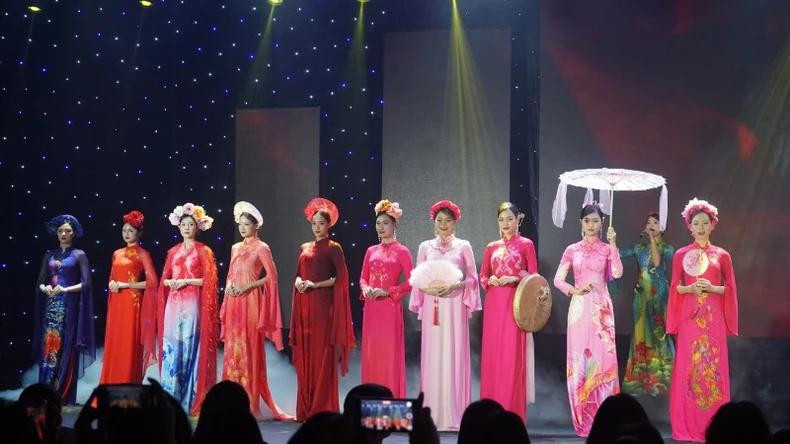 The Ao Dai collections are inspired by the rich cultural heritage of Vietnam and the natural landscapes of the three regions.