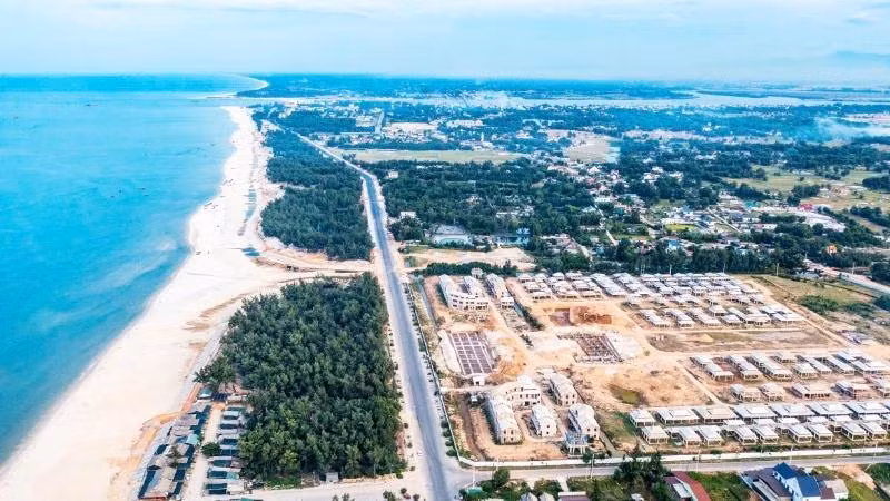 A high-end tourism area in Gio Hai Beach, Gio Linh District, is currently under investment.