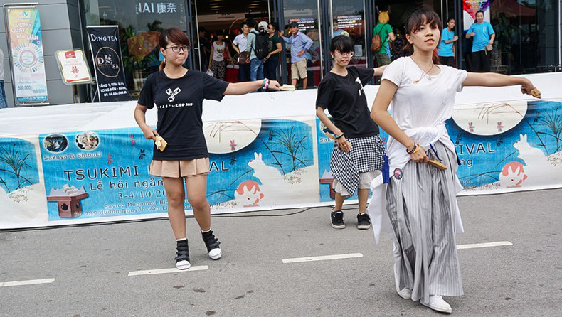 Youngsters flock to Japanese mid-autumn festival in Hanoi ảnh 6 Youngsters flock to Japanese mid-autumn festival in Hanoi ảnh 6