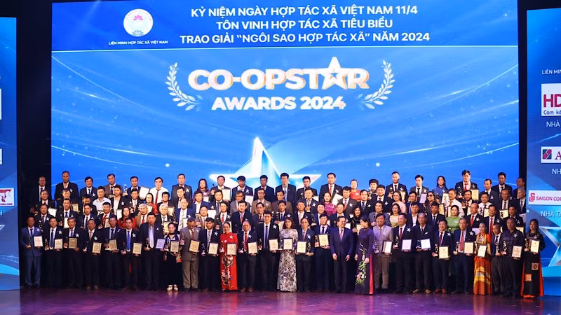 The Cooperative Star awards ceremony. (Photo: NDO)