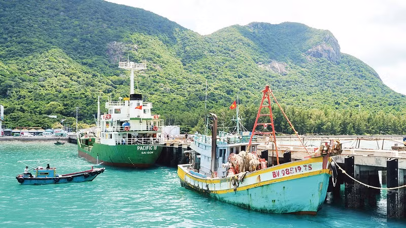 A wharf in Con Dao.
