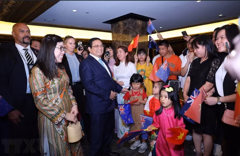 The Vietnamese community in New Zealand welcomes Prime Minister Pham Minh Chinh and his spouse.