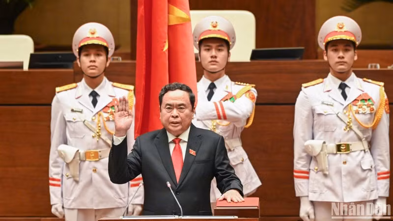Tran Thanh Man was sworn in as Chairman of the Vietnamese National Assembly. (Photo: NDO)