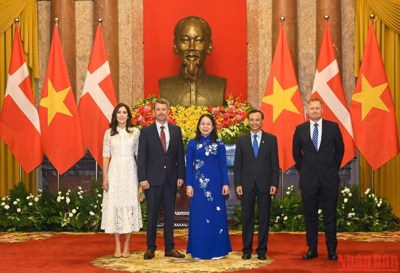 The visit is among the activities to mark the 50th anniversary of diplomatic ties between Denmark and Vietnam.