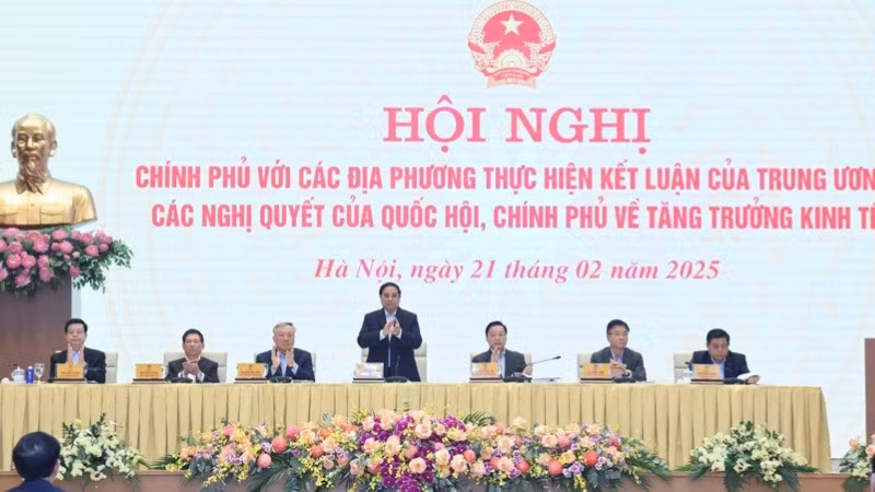 Prime Minister Pham Minh Chinh chairs Government meeting with localities. (Photo: NDO/Tran Hai)