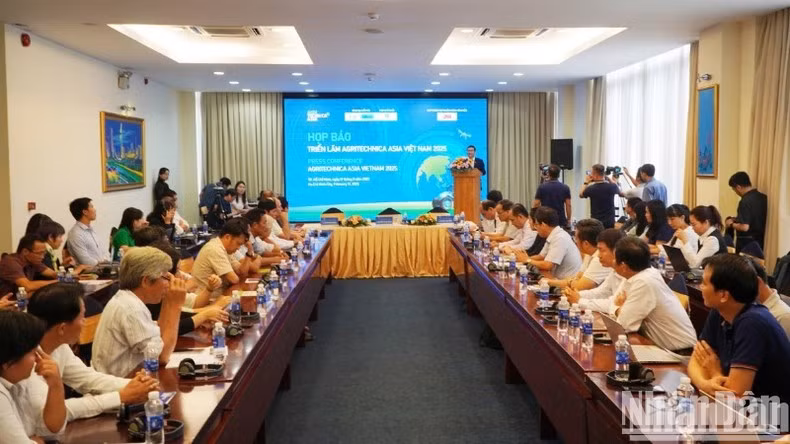 The press conference on Agritechnica Asia Vietnam 2025.