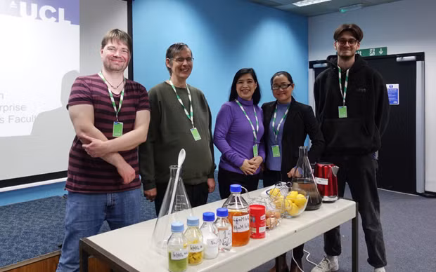 Prof. Nguyen Thi Kim Thanh (C) and her colleagues (Photo: VNA)
