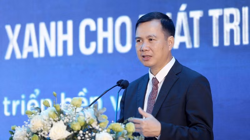 MOST Deputy Minister Bui The Duy speaks at the event.