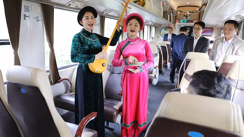 A Then performance on the train.