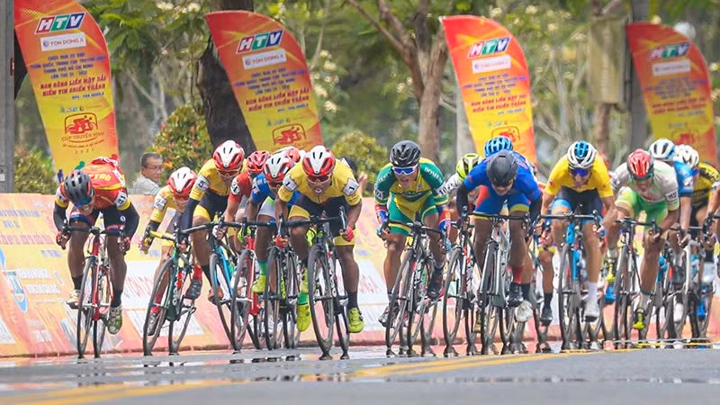 The racers compete at the 2023 Ho Chi Minh City Television Cycling Tournament.