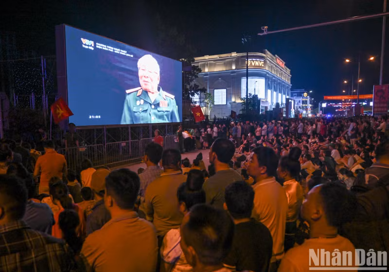 The audience was also impressed by conversations between the generals and soldiers on both sides of the frontline, letters as well as diaries expressing the faith and optimism of soldiers who yearn for peace.