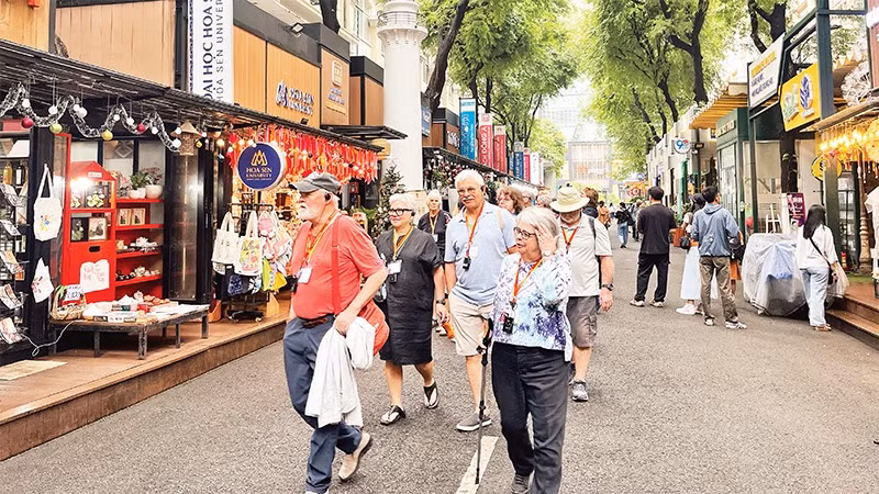 Ho Chi Minh City’s Book Street has become a representative destination that attracts locals.