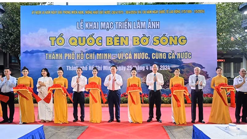 The ribbon-cutting ceremony to open the exhibitions.