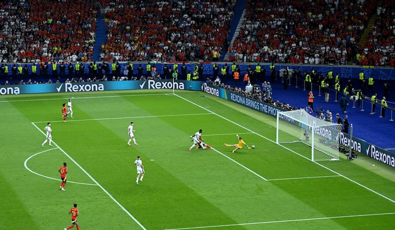 Mikel Oyarzabal scores the second goal.