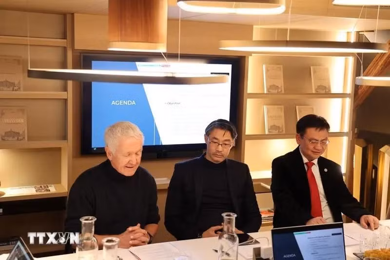 The leadership of the Swiss-Vietnam Economic Forum (Photo: VNA) 