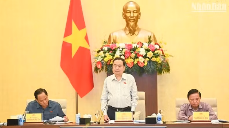 NA Chairman Tran Thanh Man speaks at the meeting (Photo: NDO)