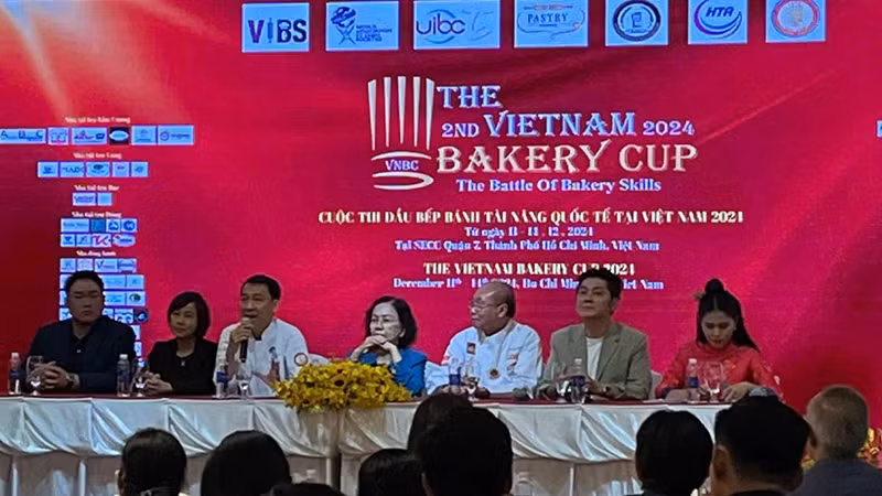 Representatives from the organising board of the 2024 International Bakery Chef Competition provide information at the press conference on October 9.